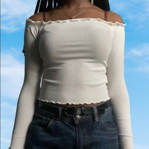 Long sleeve white top